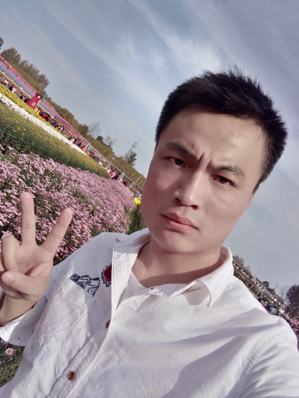 心碎无痕的第二张照片--陕西交友中心
