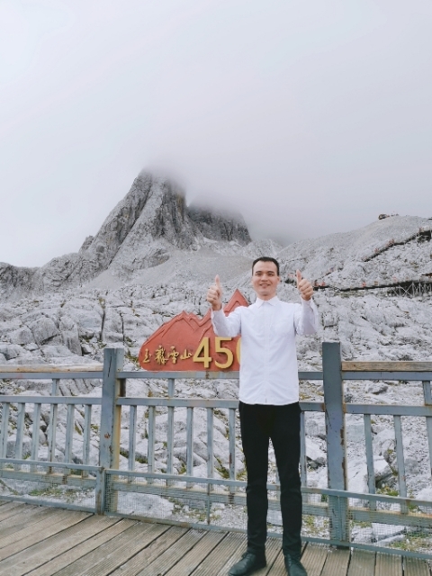 灰太狼的第一张照片--陕西交友中心