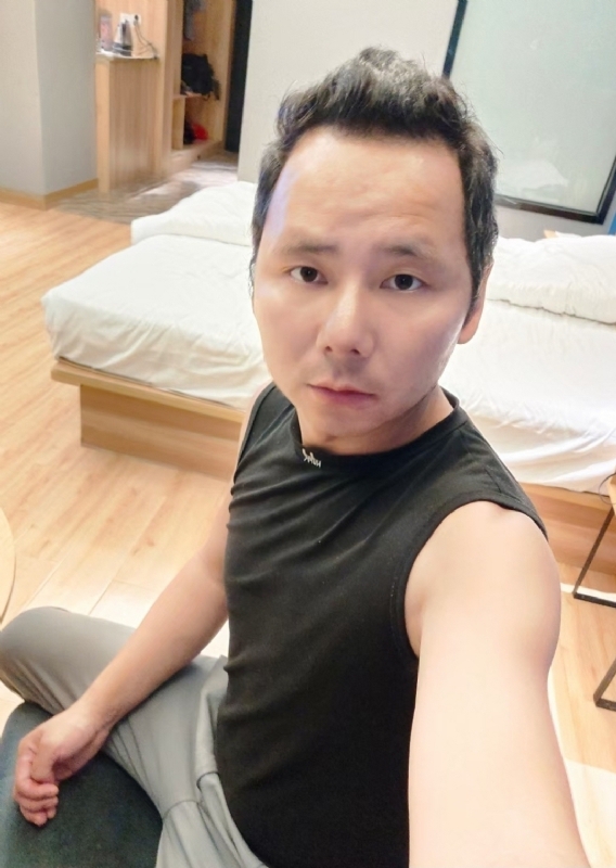 爱远的要命的第一张照片--陕西交友中心