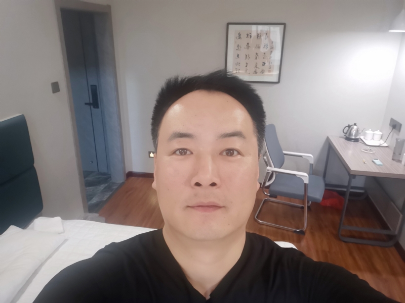 莫待花落空折枝的第一张照片--陕西交友中心