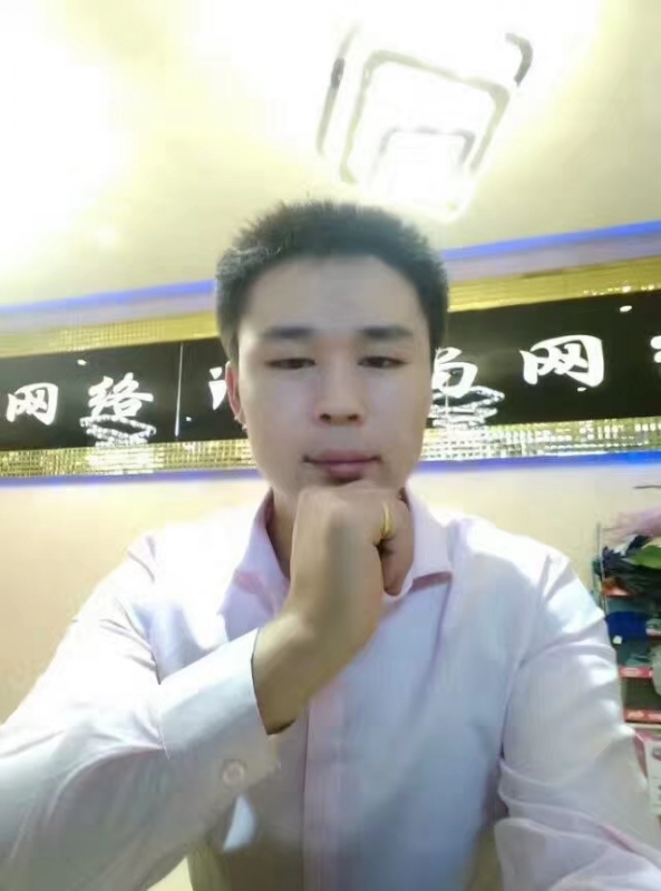 沉默寡言的第一张照片--陕西交友中心