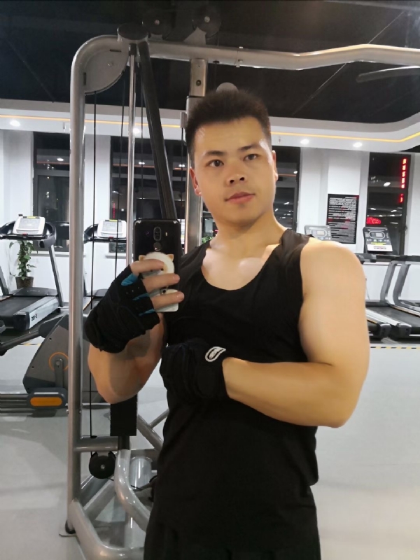 范迪塞尔的第二张照片--陕西交友中心